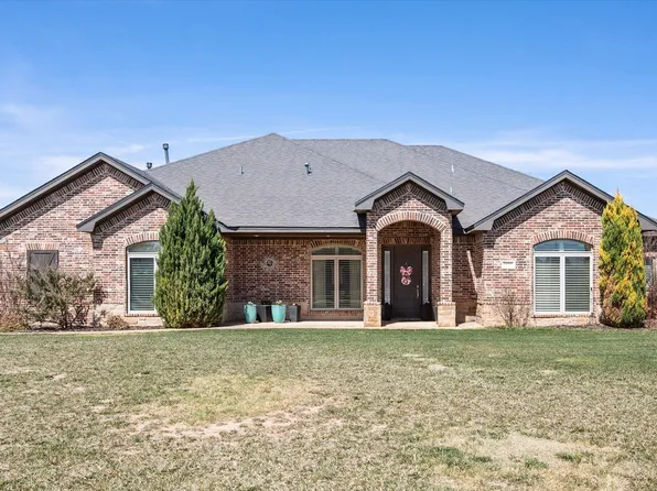 8906 153rd St, Wolfforth, TX 79382