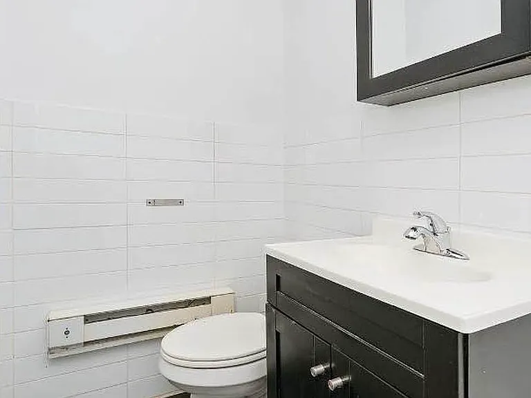 760 Marcy Ave #3 — Photo 10