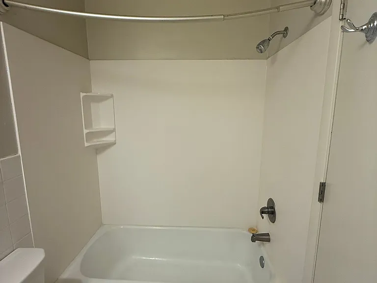 3720 West 32nd Street — Photo 16