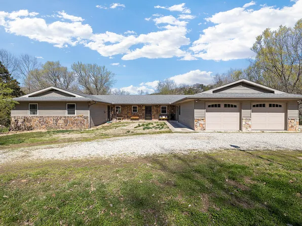 723 Wisconsin Road, Hollister, MO 65672
