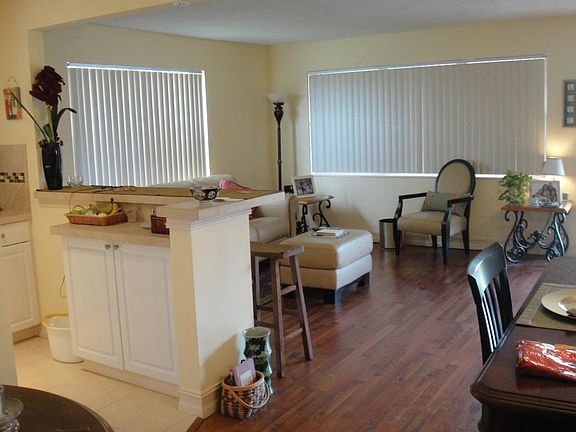 3rd image of 69 Camden Dr #C