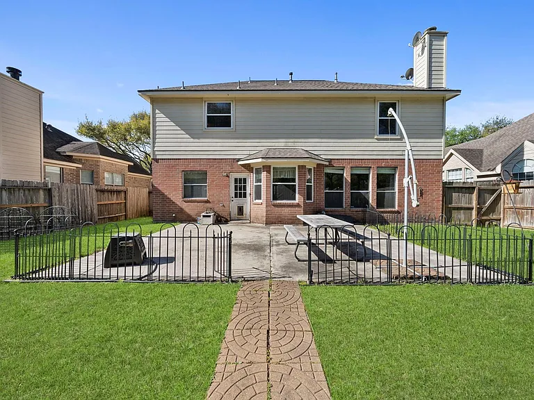 5615 Brigstone Park Dr — Photo 39