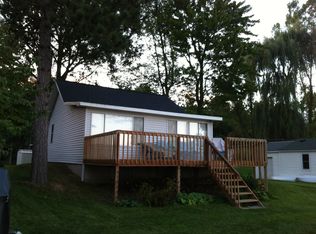 16555 Lake Shore Dr, Gowen, MI 49326