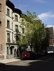 Rented by Raz Realty