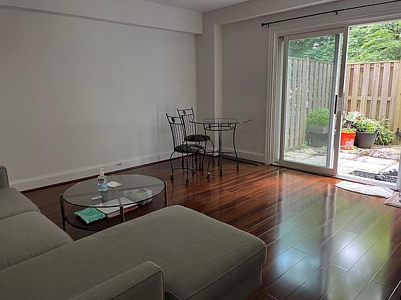 2nd image of 2913 Willston Pl
