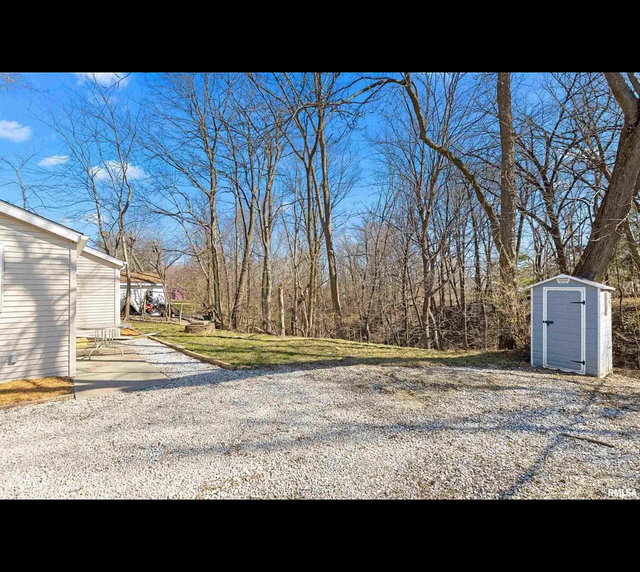 2 bed, 672 sqft, $975 — Photo 2