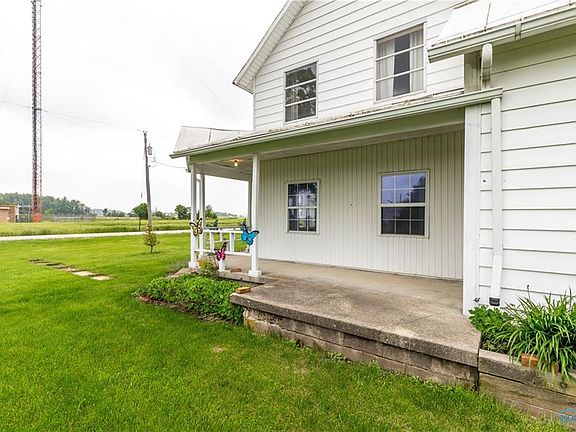 3rd image of 18572 County Road B1