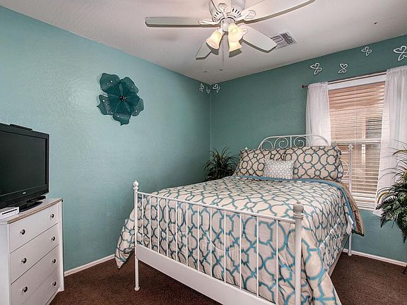 4th image of 40922 W Thornberry Ln