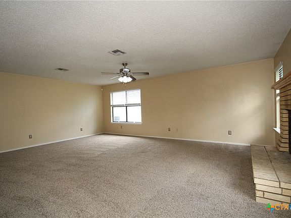 3rd image of 1802 Mattie Dr