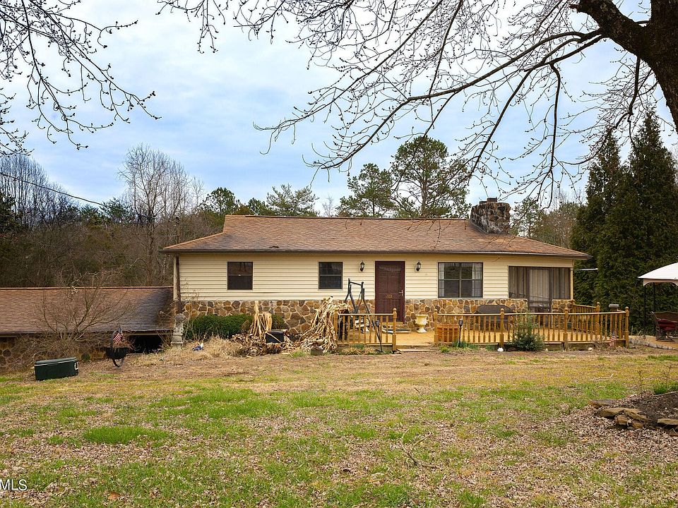 1st image of 203 Pinecrest Dr