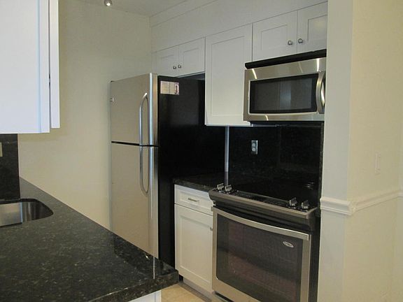 3rd image of 6328 Chasewood Dr #6-C