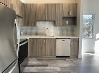 320 Mills Rd #7, Kelowna, BC V1X4G8