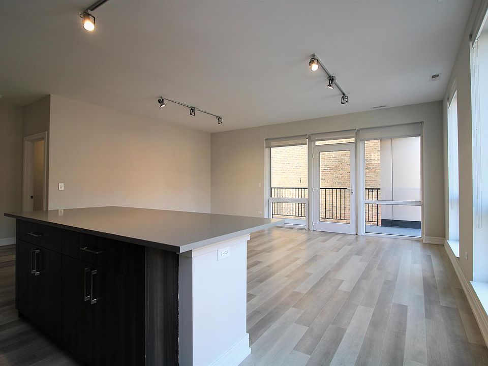 1st image of 1554 N Talman Ave #503