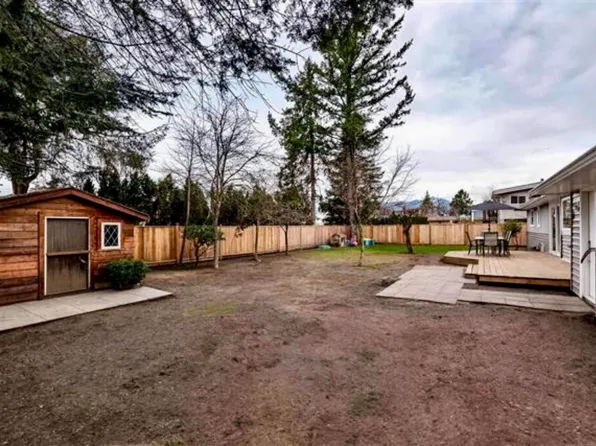7413 Leary Cres, Chilliwack, BC V2R 1K3