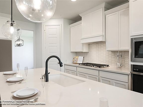 2nd image of 3094 McKinnie Park