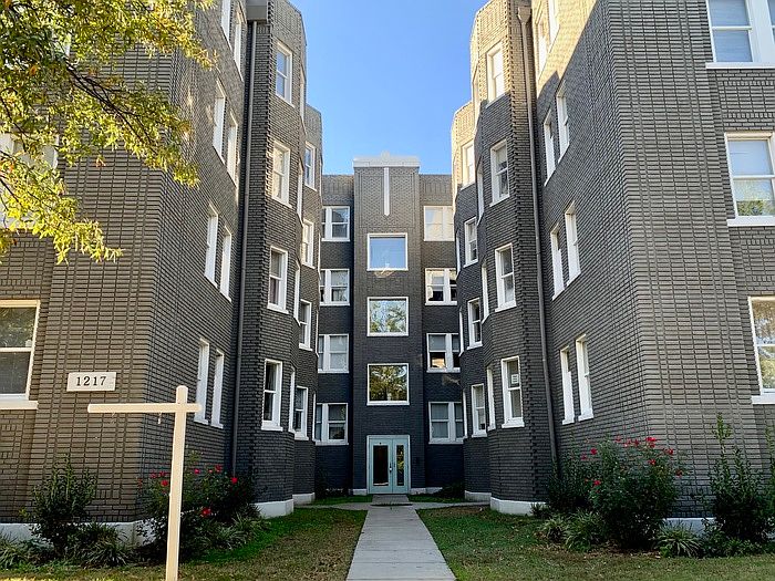 2nd image of 1217 Colonial Ave APT C8