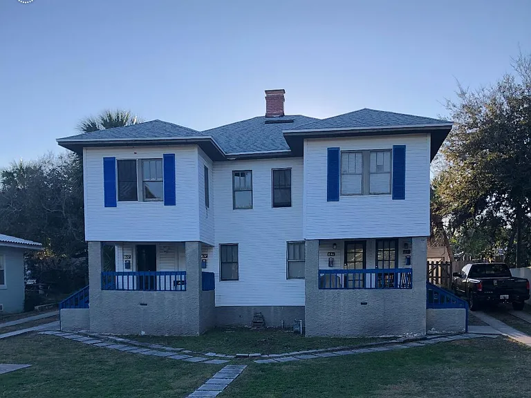 827 N Oleander Ave #1 — Photo 1