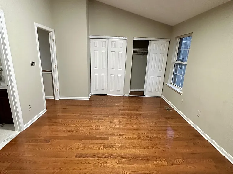 211 Glen View Ter — Photo 16