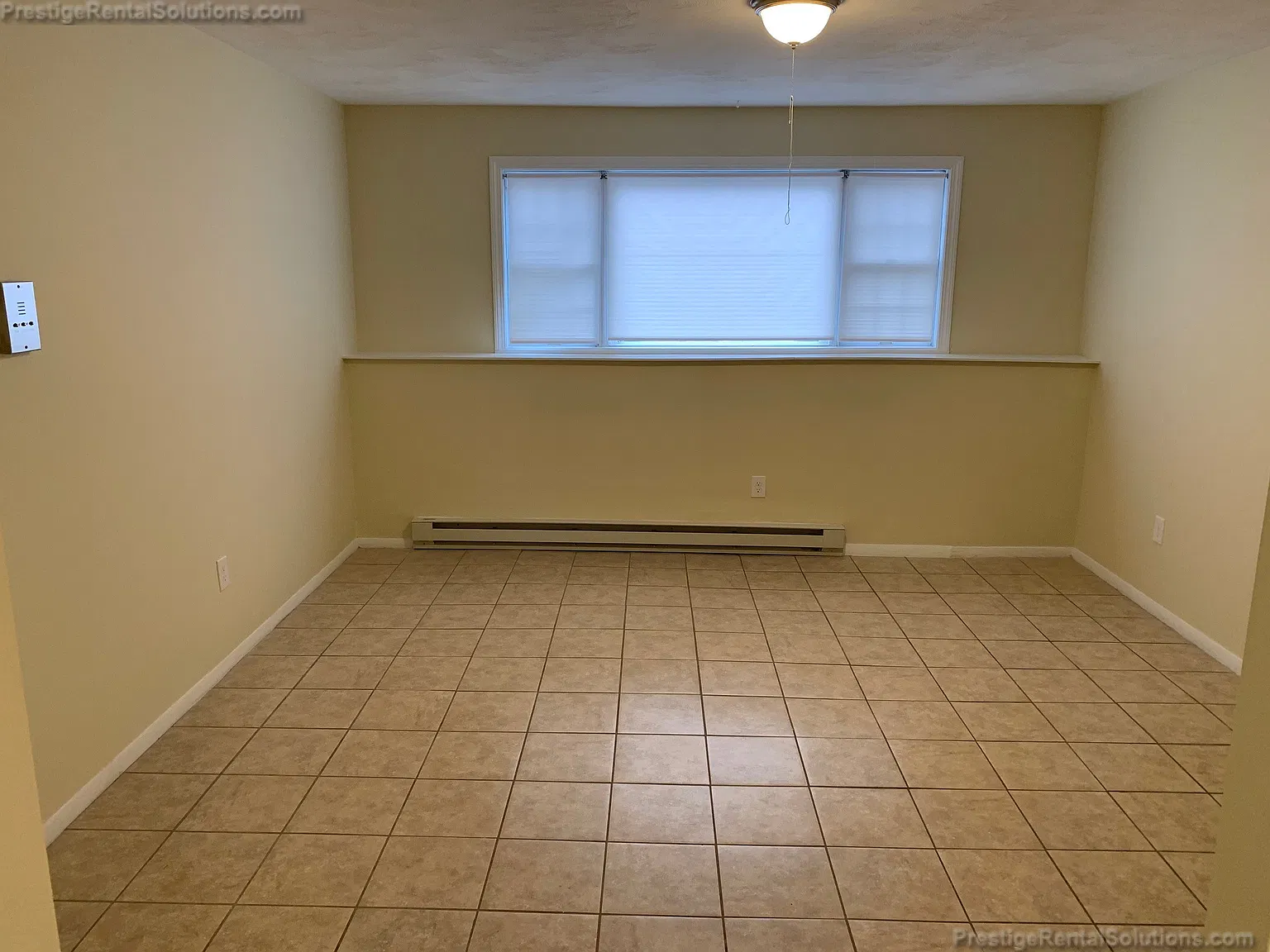 2 bed, 1.0 bath, 900 sqft, $1,725 — Photo 2