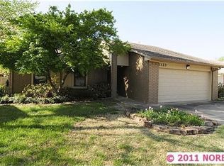 1123 W Austin St, Broken Arrow, OK 74011