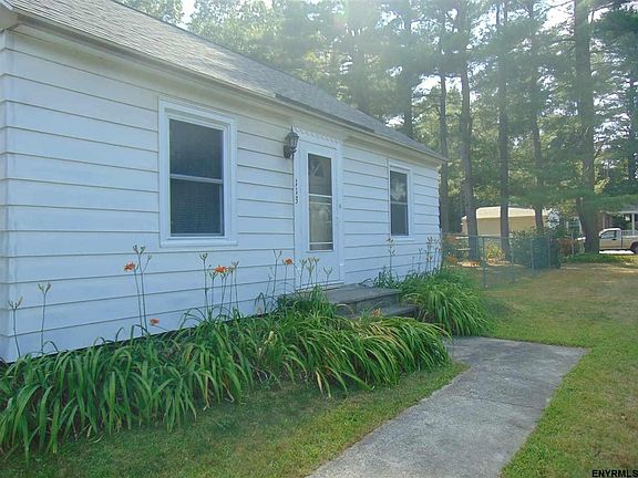 3rd image of 113 Heckeler Dr