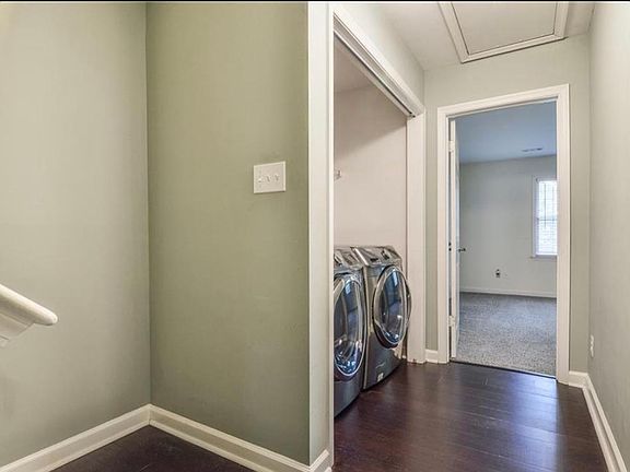 5th image of 533 Kristy Ct