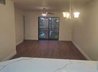 21900 Lake Forest Cir APT 203, Boca Raton, FL 33433