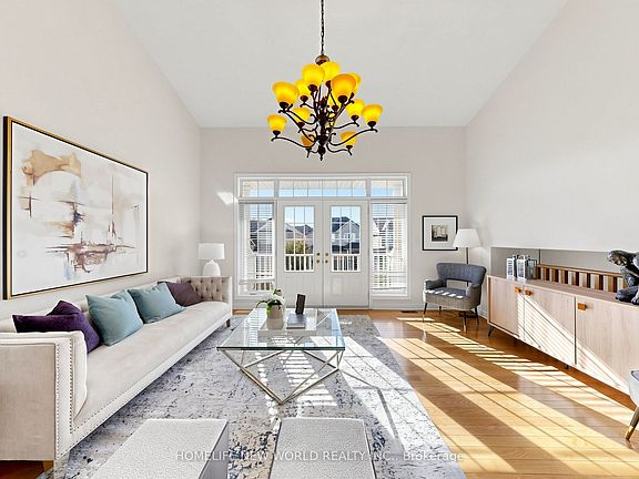 3rd image of 5 Rivington Ave