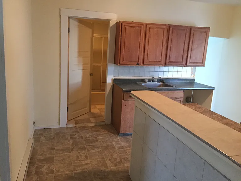 154 Austin St #2 — Photo 3