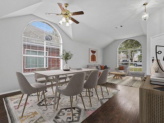 Furnished common areas! (Actual furniture will vary)