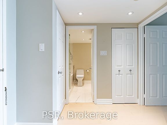 2nd image of 77 Harbour Sq #1209
