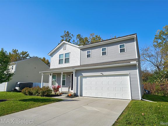3rd image of 2288 Hunter Ln