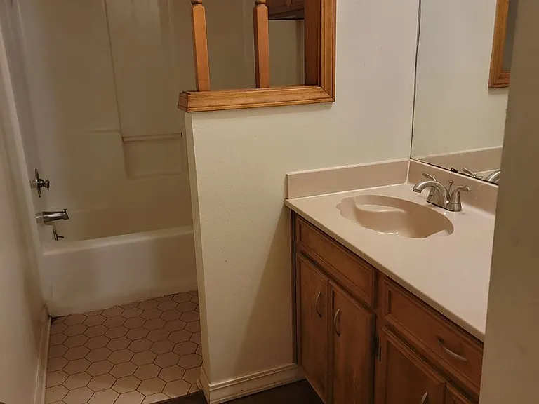 1801 Andy Cir — Photo 15