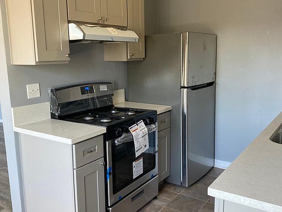 5th image of 12006 Runnymede St #8