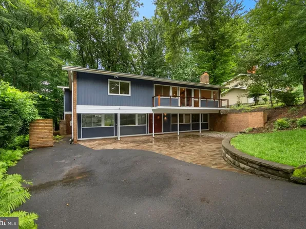 7614 Hamilton Spring Rd, Bethesda, MD 20817