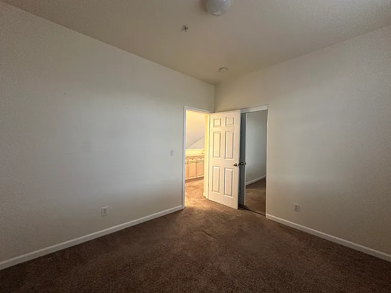 6227 Ingleston Dr — Photo 21