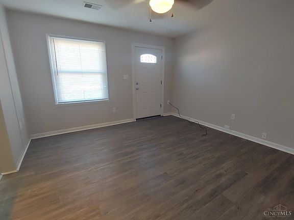 4th image of 3481 Alamosa Dr