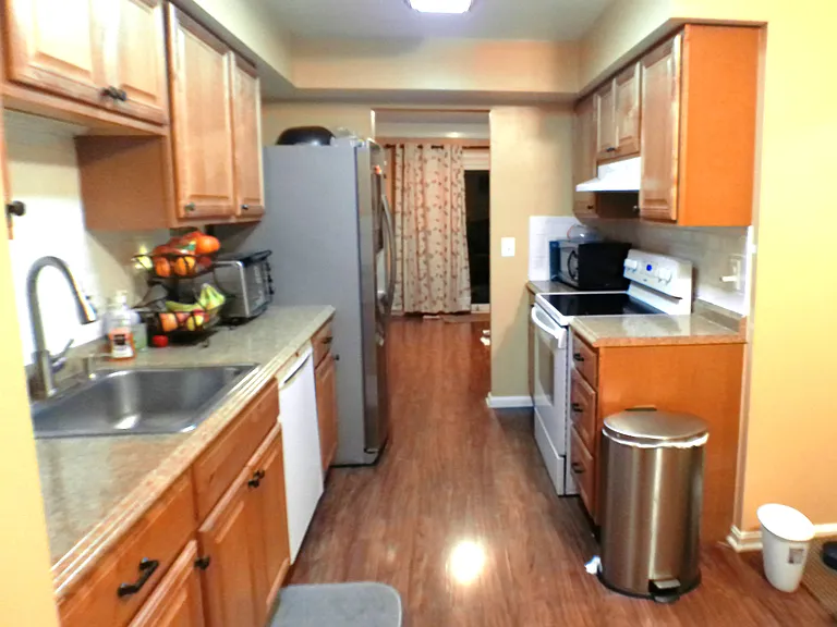Pickering Dr — Photo 9