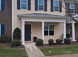 939 Ileagnes Rd, Raleigh, NC 27603