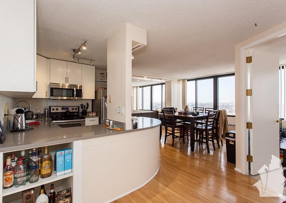 1st image of 2756 N Hampden Ct #1403