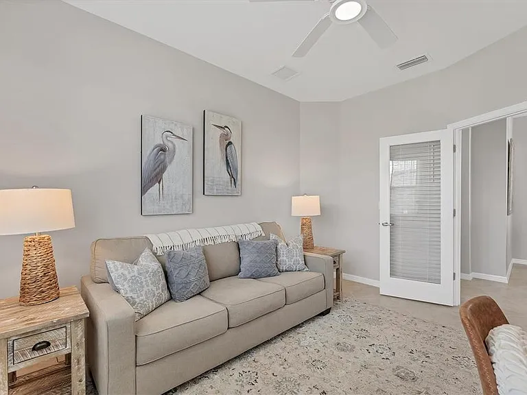 2049 Bonito Way — Photo 25