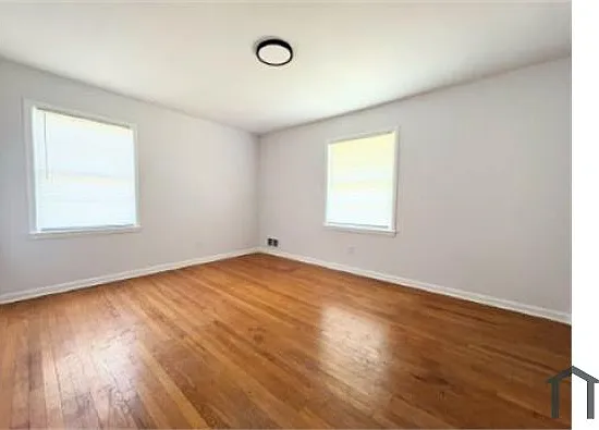 6 bed, 2080 sqft, $1,800 — Photo 4