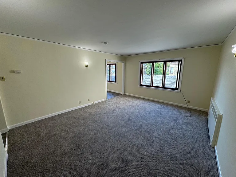 104 Hillcrest Blvd #11 — Photo 10