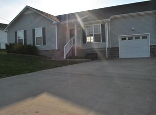 2905 Core Dr, Clarksville, TN 37040