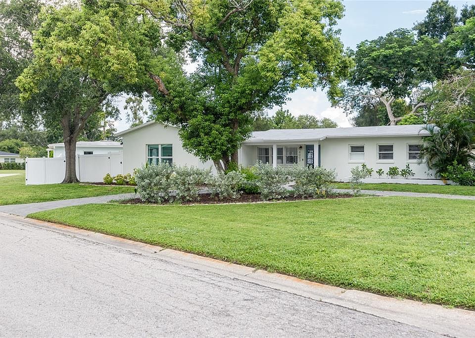 1st image of 4003 W COACHMAN AVENUE