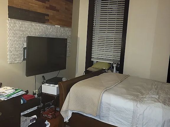 5th image of 1651 Prospect Pl Floor 2