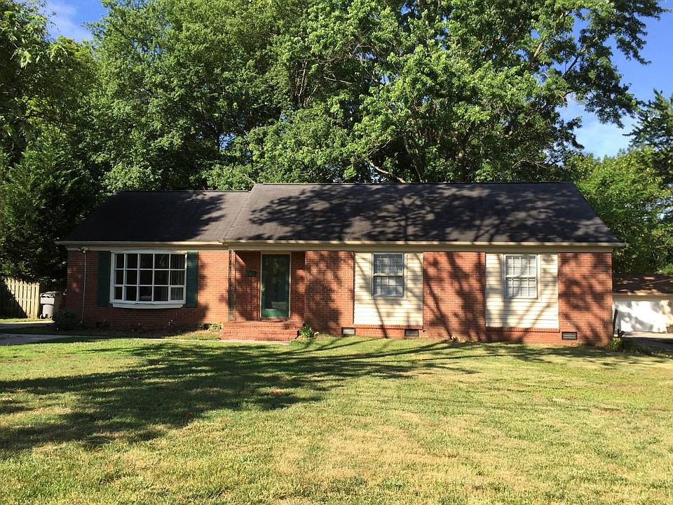 House front, street view