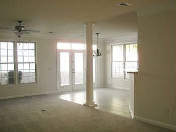 4th image of 334 Lewisburg Dr