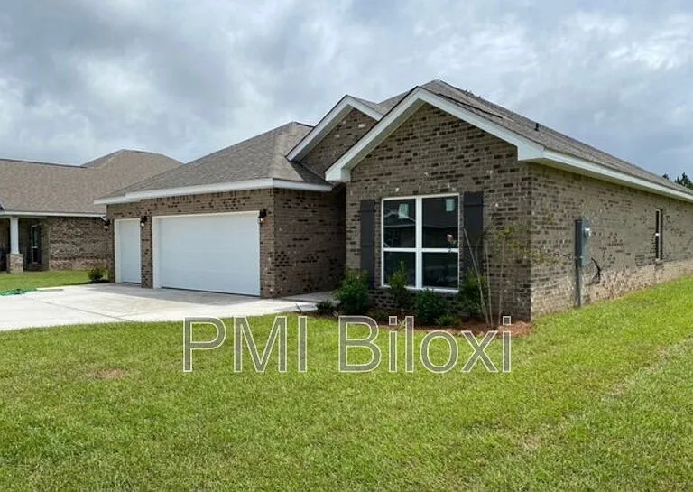 1208 Carraway Cv — Photo 2