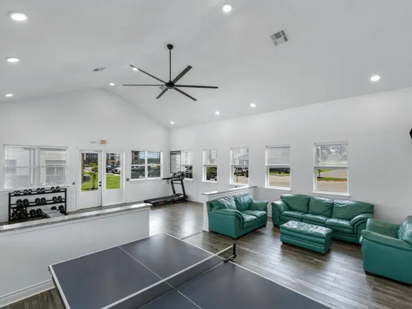 Flat Creek Apartments